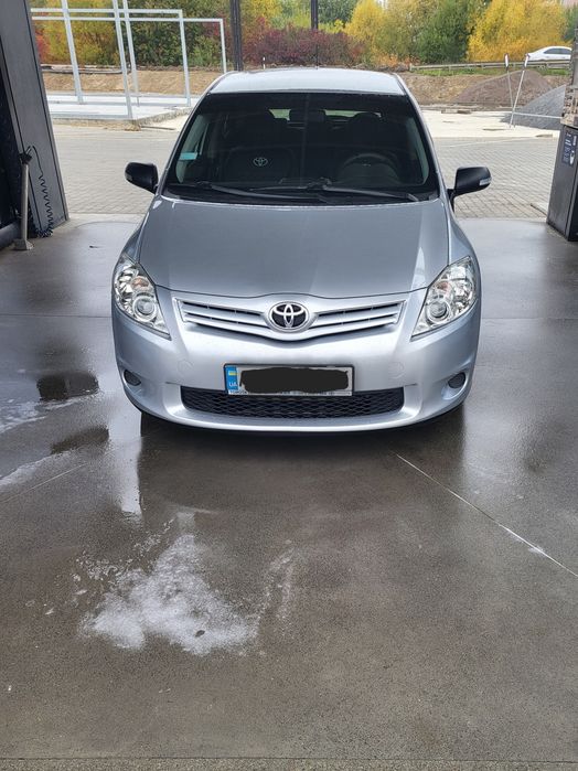 Продам Toyota auris