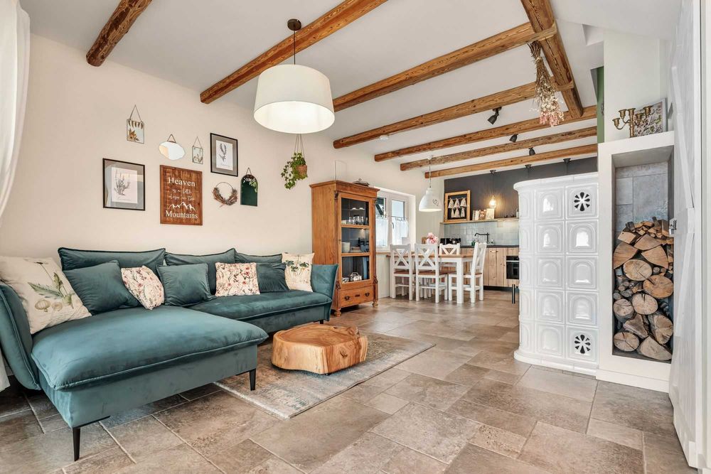 STARE BELKI suszone stare bale drewno dekoracyjne ciosane do wnętrz