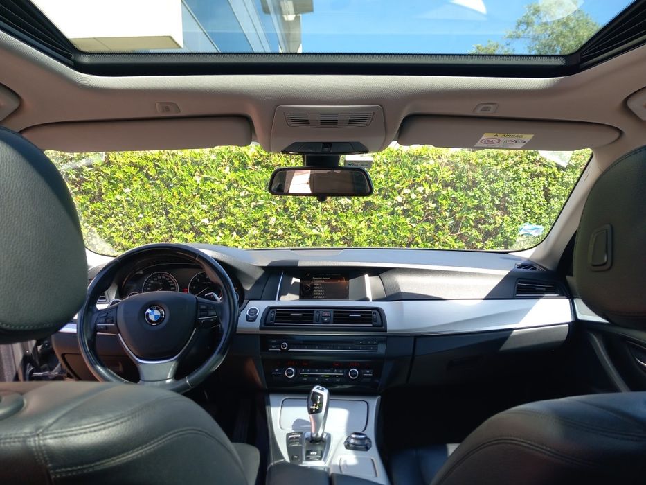 Carrinha BMW serie 5 518D Auto Touring 2015