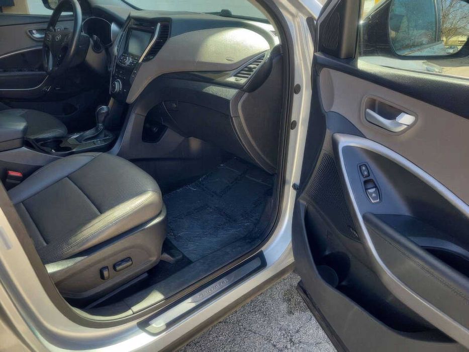 Hyundai SANTA FE      2015