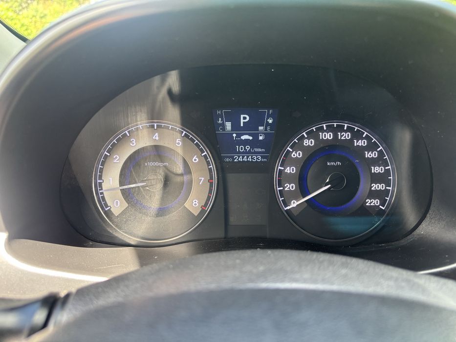 Хюндай акцент 1.4 автомат