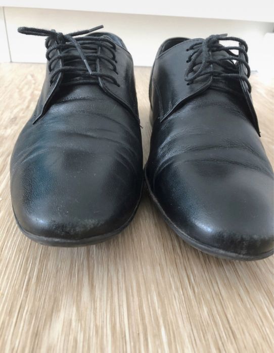 Męskie czarne eleganckie buty do garnituru skórzane Pawo r. 41