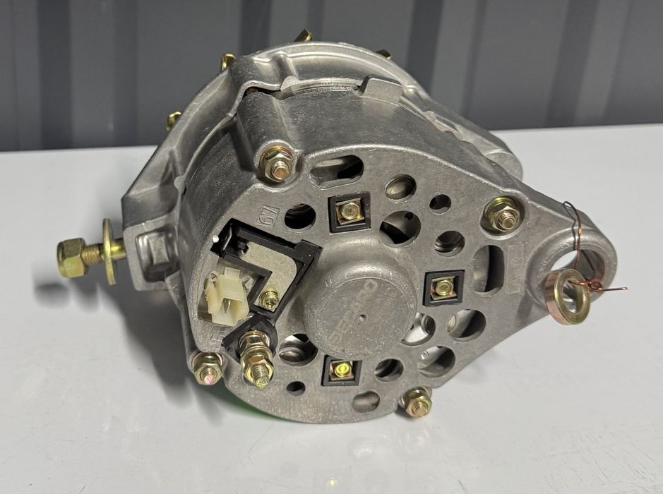 Генератор ВАЗ 2104 2105 2107 50Ам 12в Г2223701000