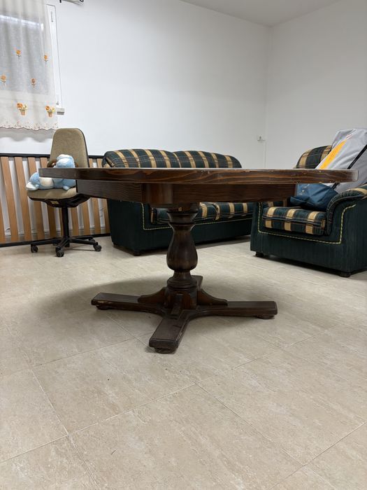 Mesa de Jantar Redonda / Circular em Madeira