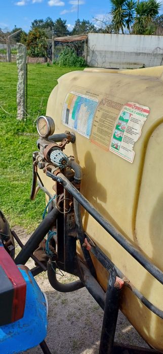 Charrua e pulverizador