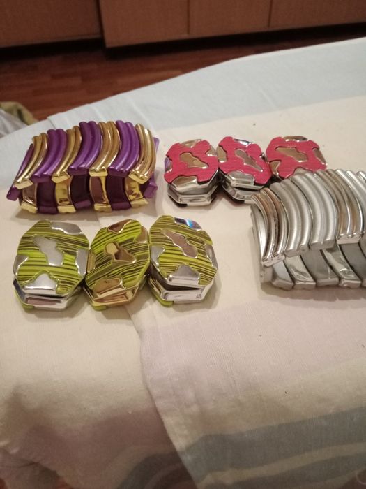 Продам браслеты на руку