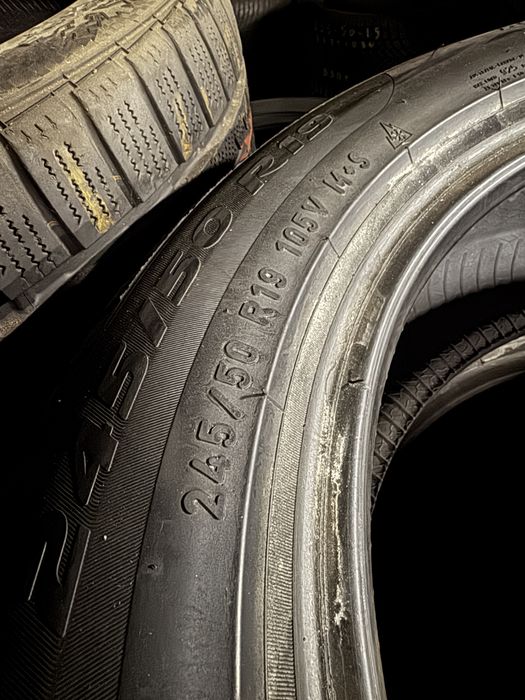 2x 245/50r19 Pirelli Sottozero 3 BMW RSC