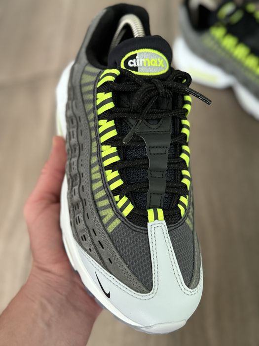 Nike Air Max 95 «Volt» Кім Джонс