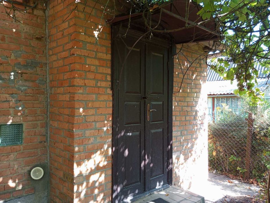 (3) Продам дачний будинок в с. Юзвин (Некрасово) 2741