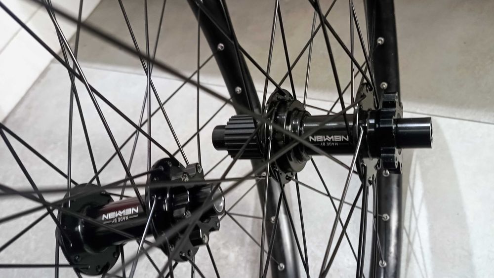 komplet nowe koła NEWMEN / Cube Enduro e-bike mullet P+T 29+27,5 boost