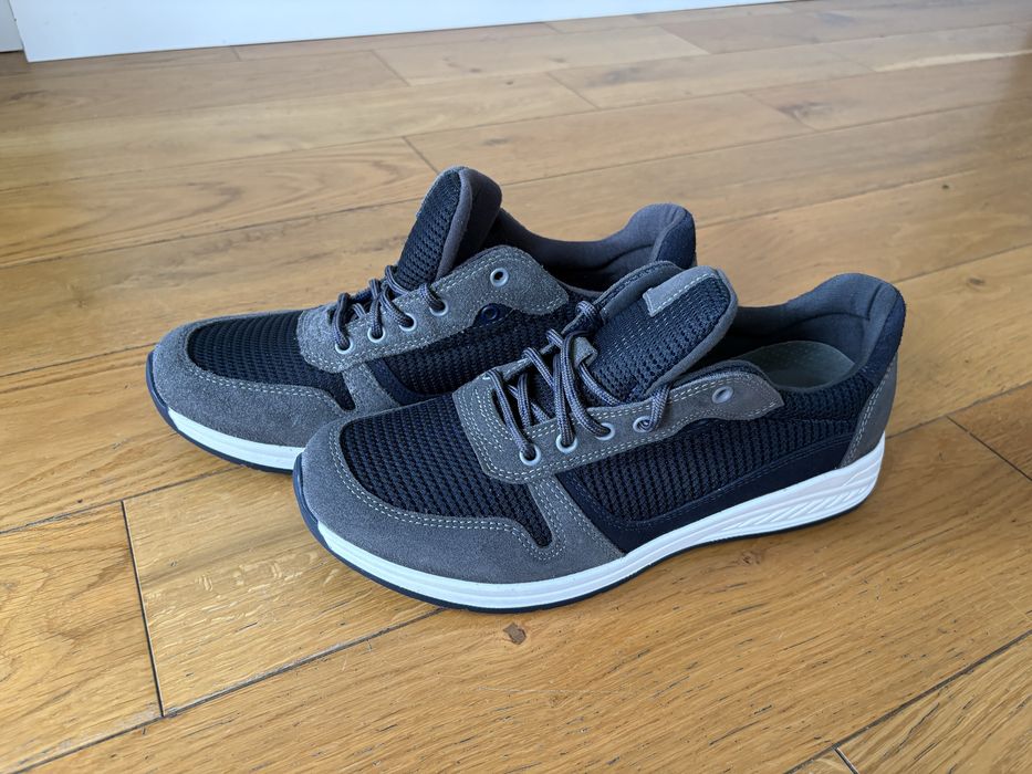 Nowe buty sportowe wojas 904A/MON rozmiar 42