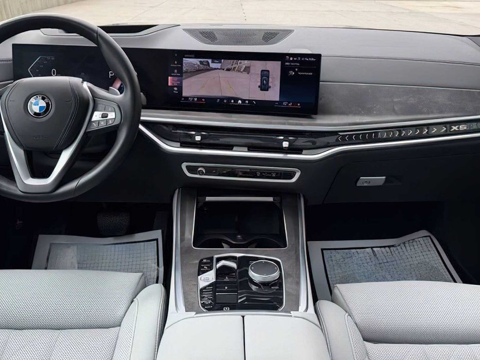BMW X5 xDrive40i      2024