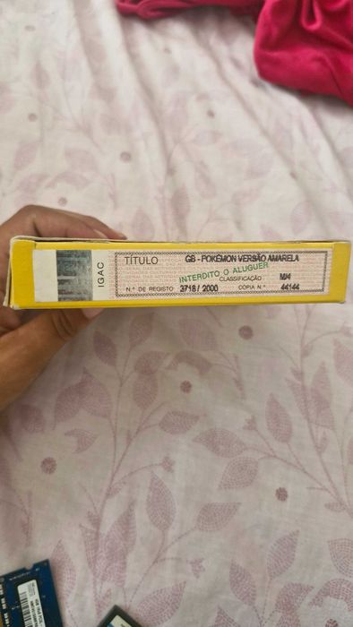 Caixa Original Pokémon Yellow Version (Special Pikachu Edition) – Game Boy (Apenas Caixa)