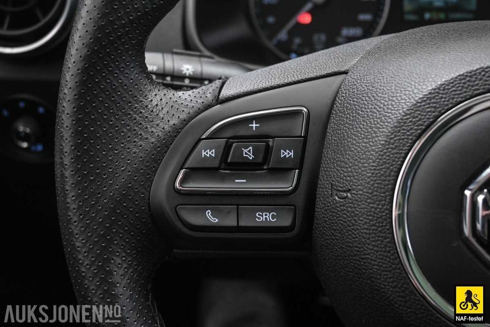 MG ZS EV 2020, електро, малий пробіг, європейська гарантія