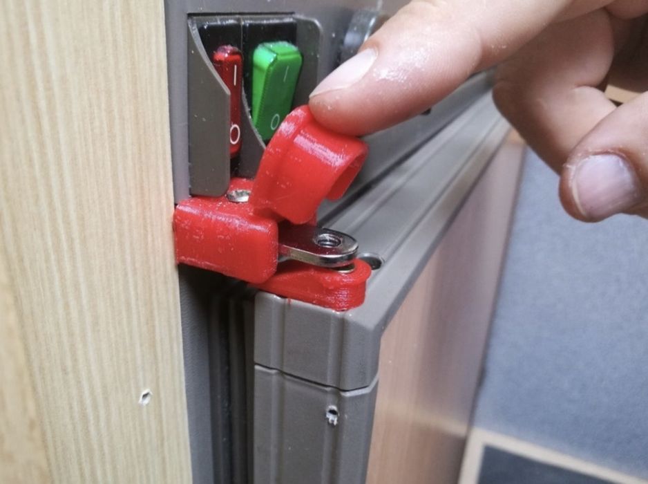 Fecho do frigorifico Electrolux Caravanas