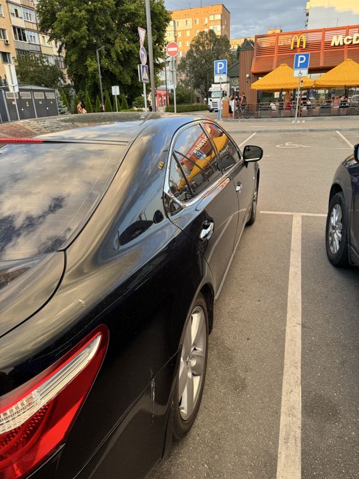 Продаю Lexus LS 460