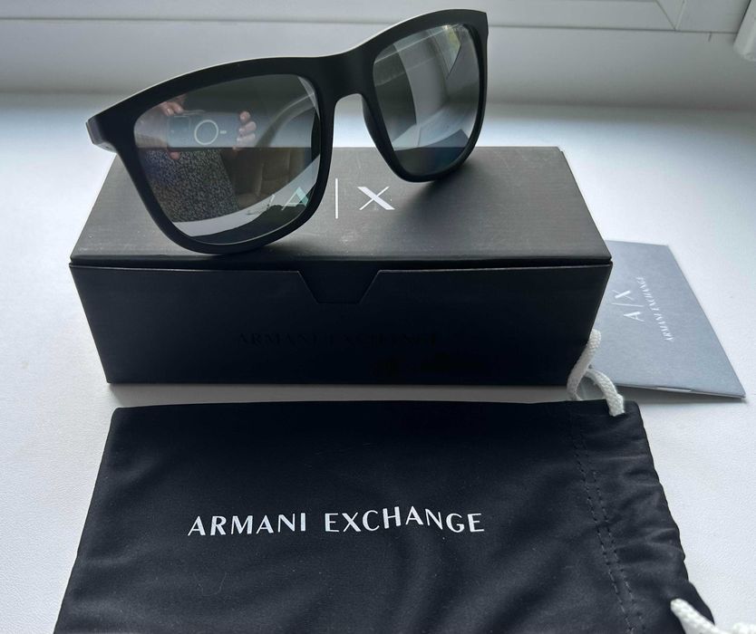 Брендові сонцезахисні окуляри Armani Exchange AX4093S