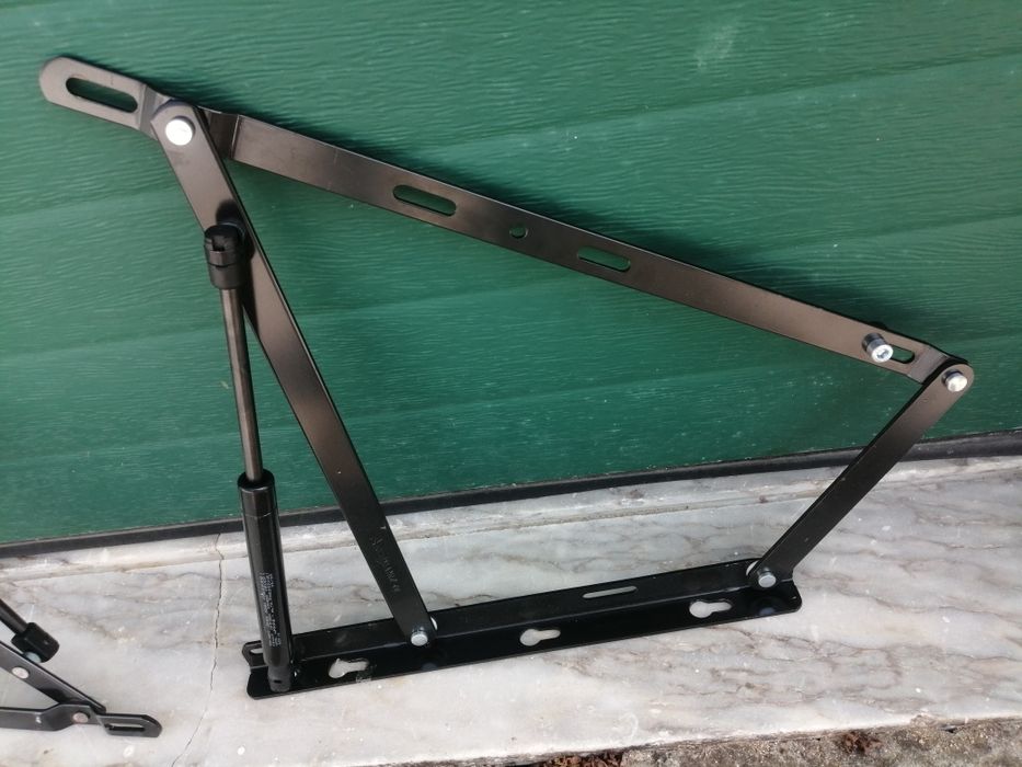 Conjunto de Dobradiças com Amortecedores completo