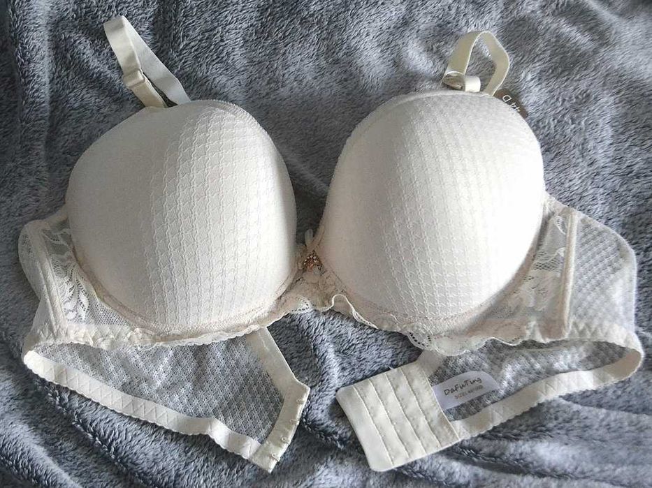 Biustonosz Unoszący Koronkowy Usztywniany PUSH-UP 40/90D Beżowy