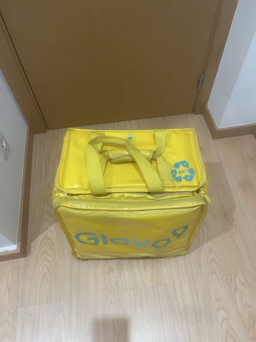Mochila globo em orimo estado