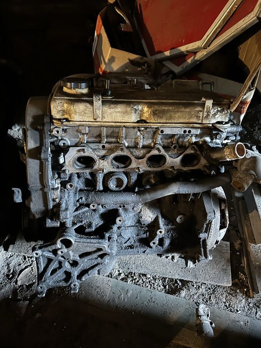Мотор Mitsubishi carisma 1.6 бензин мистубиси карізма