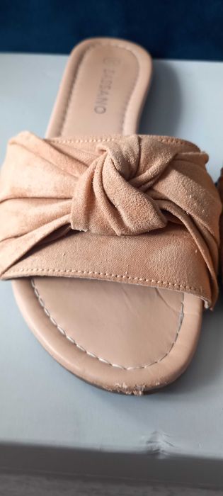 CCC Bassano klapki rozm. 36 beżowe zamsz