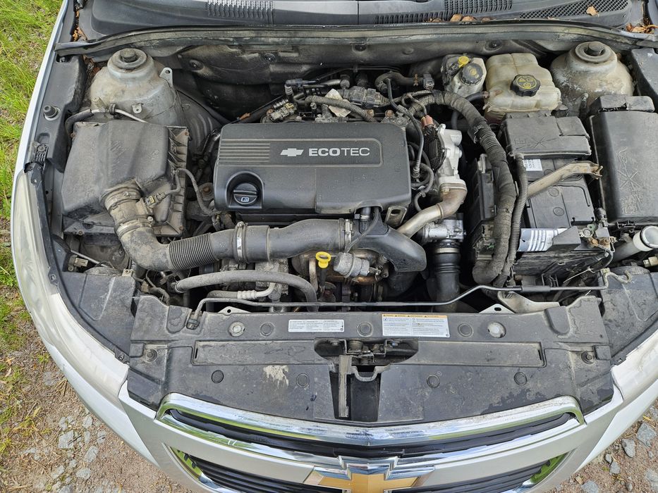 Chevrolet Cruze 2013  рік 1.7 дизель для військових