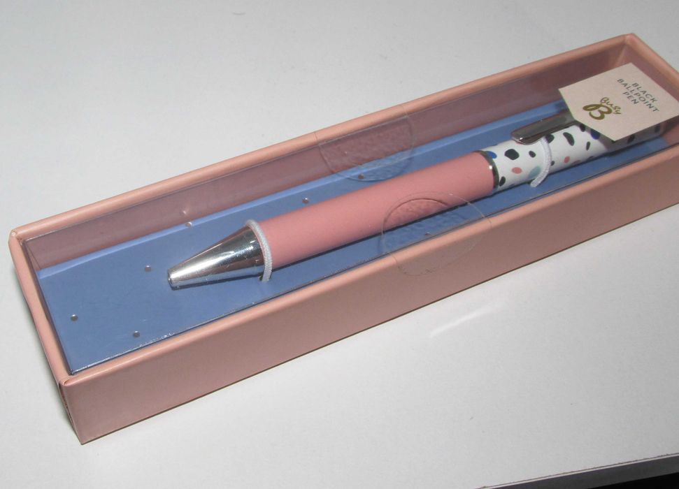 Busy B Black Ballpoint Pen Nova/Selada