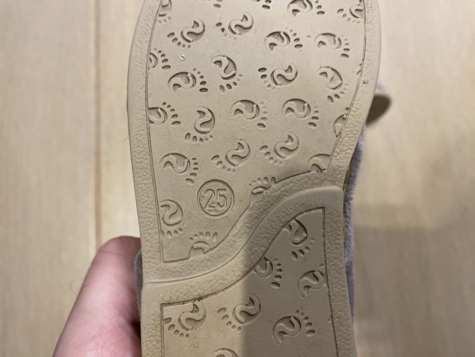 Kapcie slippersfamily rozowe dziewczynka 25 jak nowe