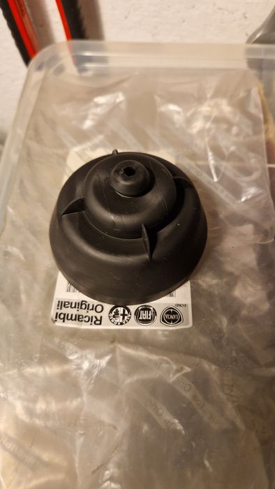 Osłona wlewu paliwa Fiat Panda 3 III