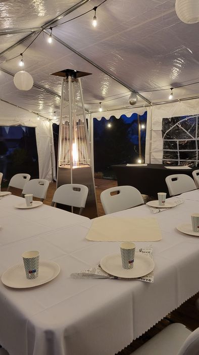 Wynajem namiotów imprezowych , stołów ,krzeseł