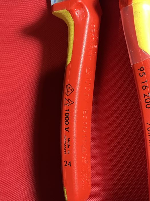 Alicate VDE knipex corta cabos