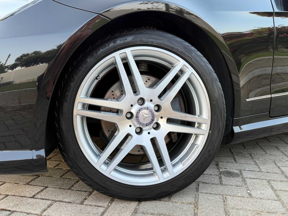 Mercedes E 350 CDI Coupe AMG Auto *Pele*Keyless*HK*Memórias*