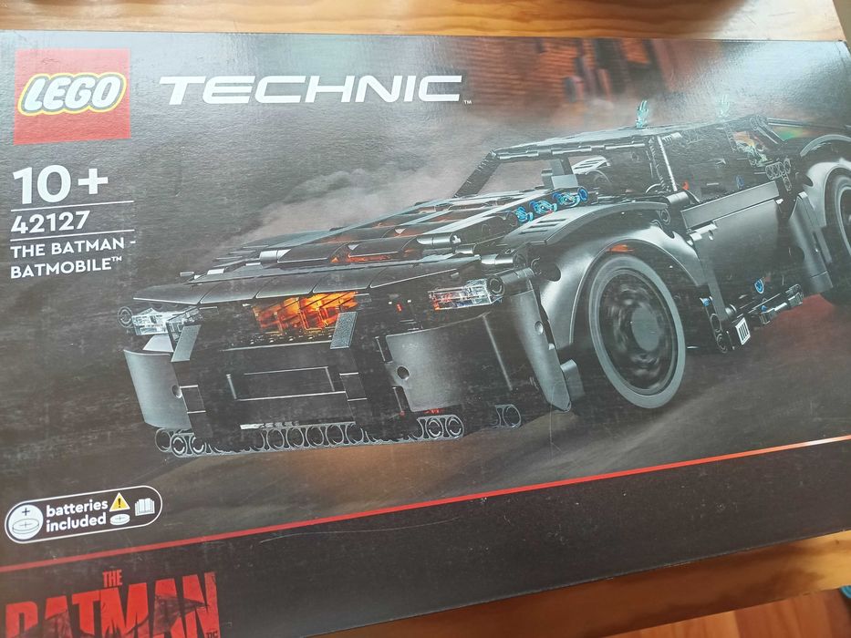 Lego texhnoc batmobile