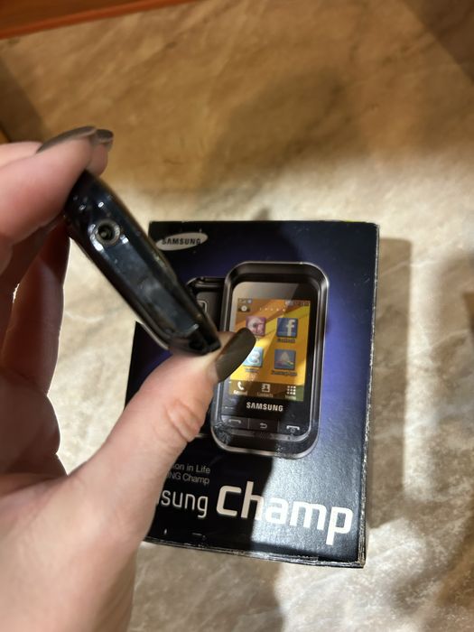 Телефон Samsung Champ !ПАРАЦЮЮЧИЙ!
