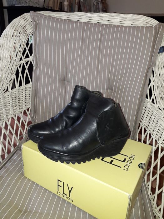 Buty Fly London,Yoggi