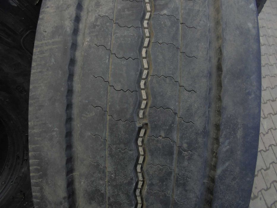 Opona 385/65R22.5 Bridgestone Duravis R-STEER 002 (1000 netto)