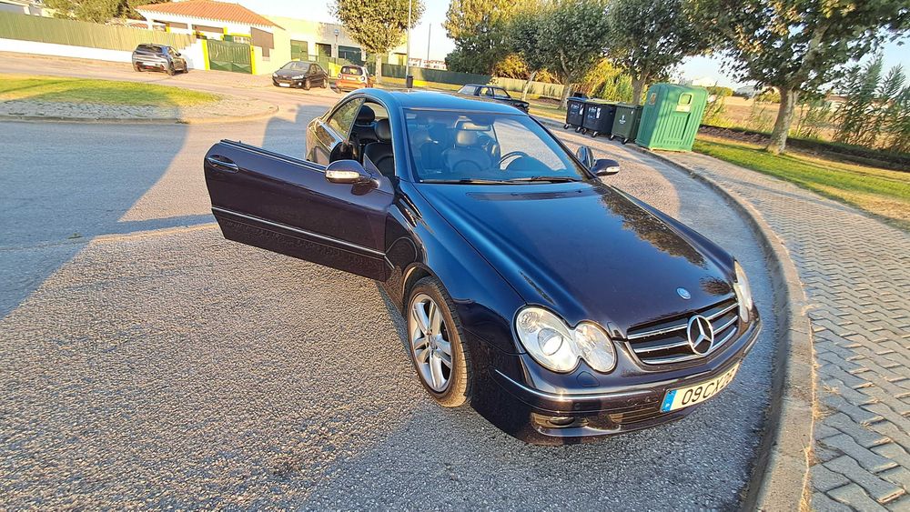 Mercedes-Benz CLK 220 Cdi - Impecável como novo