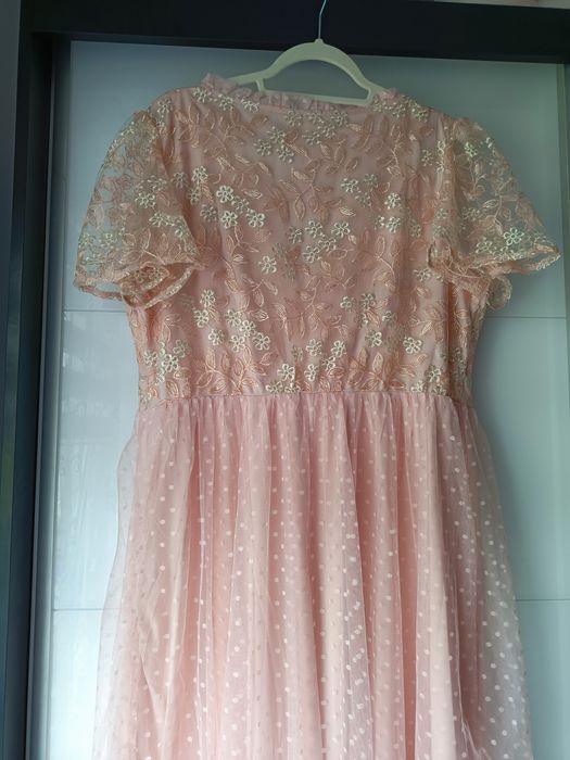 Sukienka maxi z siateczką pudrowy róż XXL