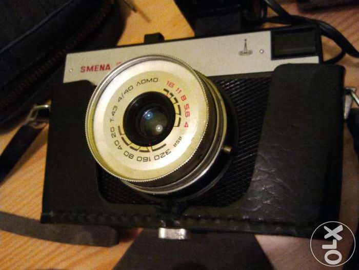 Aparat Smena 8M + lampa błyskowa, pokrowce