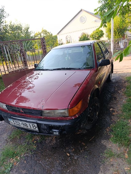 Mitsubishi lancer 4