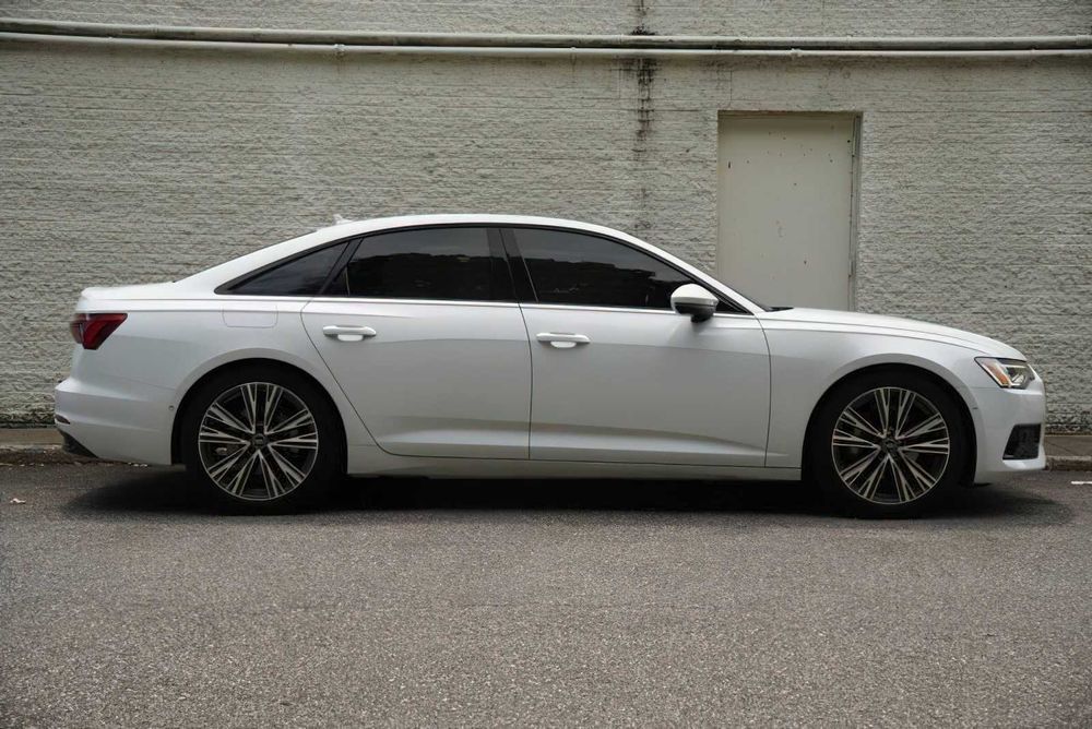 Audi A6 2.0      2023