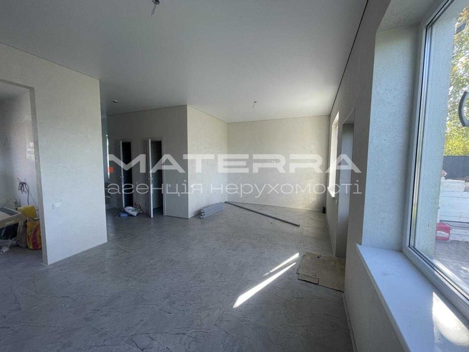 Продаж дуплексу з ремонтом у с. Нове,94м2, центр поряд з школою