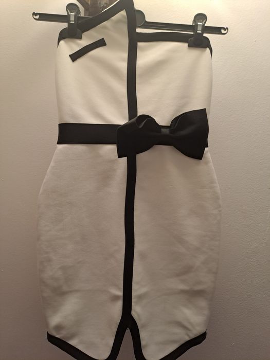 Biała sukienka, nie używana