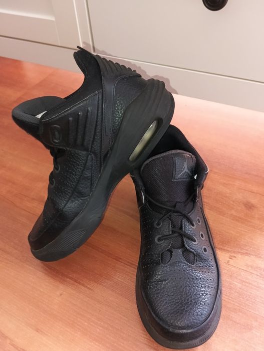 Buty Jordan Max Aura 5 rozmiar 36,6 ( wkładka 23,5 cm )