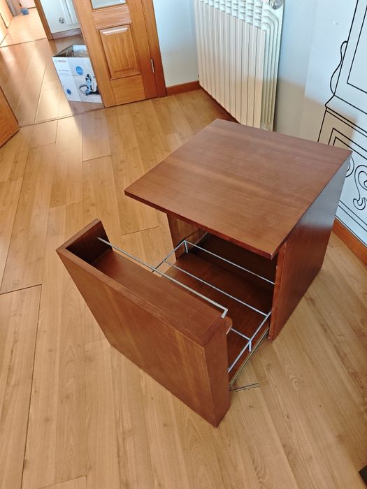 Móvel bar cerejeira