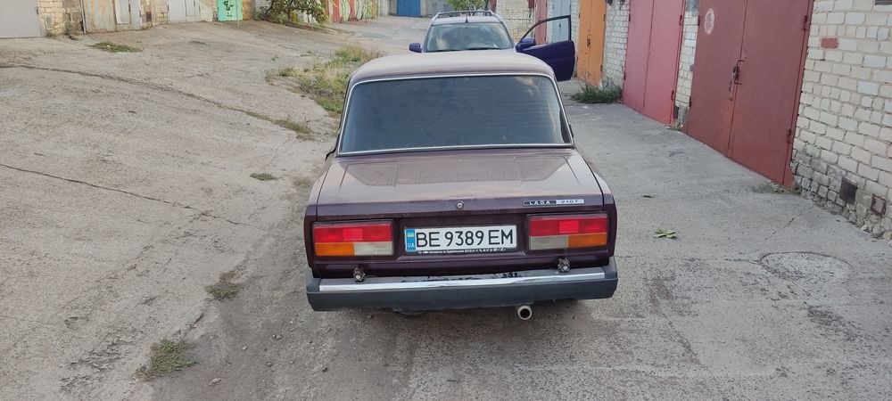 Сидіння Ідеал ВАЗ 2107 ЗАДНІ 2009 року 60т пробігу двері