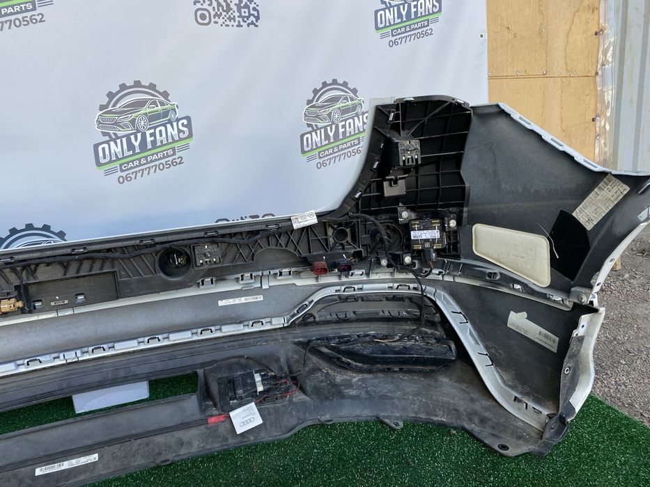 Audi q3 83A 2019-2023 S-line бампер задній с лайн білий S9R