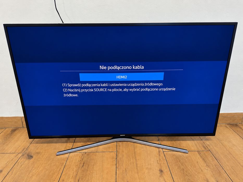 Samsung 55” 4K UHD Smart TV UE55JU6000W – w pełni sprawny + pilot