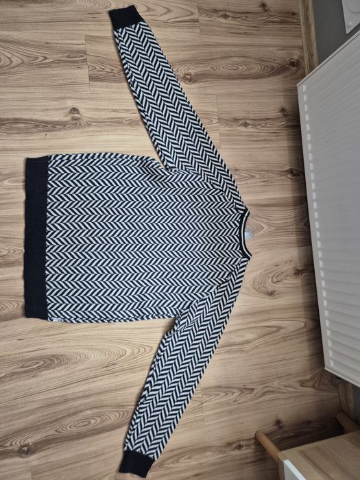 Sweter swetr Twentyfour L 40 nowy wełniany